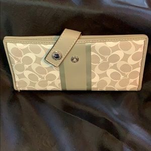 Coach wallet